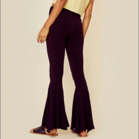 Planet Blue jersey bell bottom leggings - Picture 3 of 8